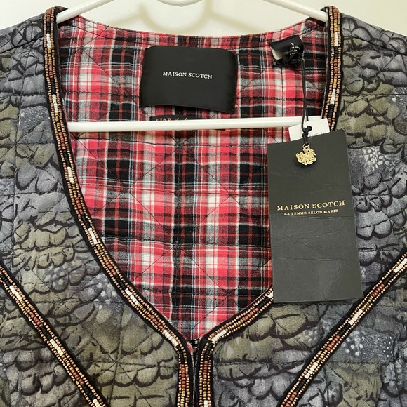 Scotch and Soda Quilted Blazer with Beaded details - Picture 6 of 13